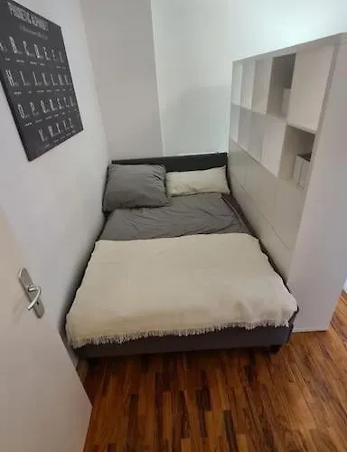 Cozy Right Next To The Castel